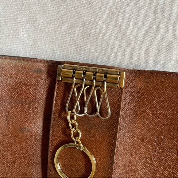 Louis Vuitton Monogram Leather Brown Key Ring Holder Case Snap - Picture 4 of 7